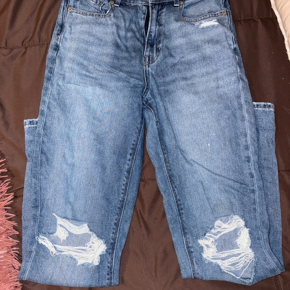 American Eagle Outfitters Blue Distressed Boyfriend Jeans